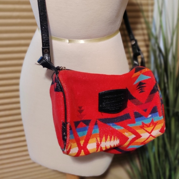 *flash sale* Pendleton purse - Picture 3 of 3